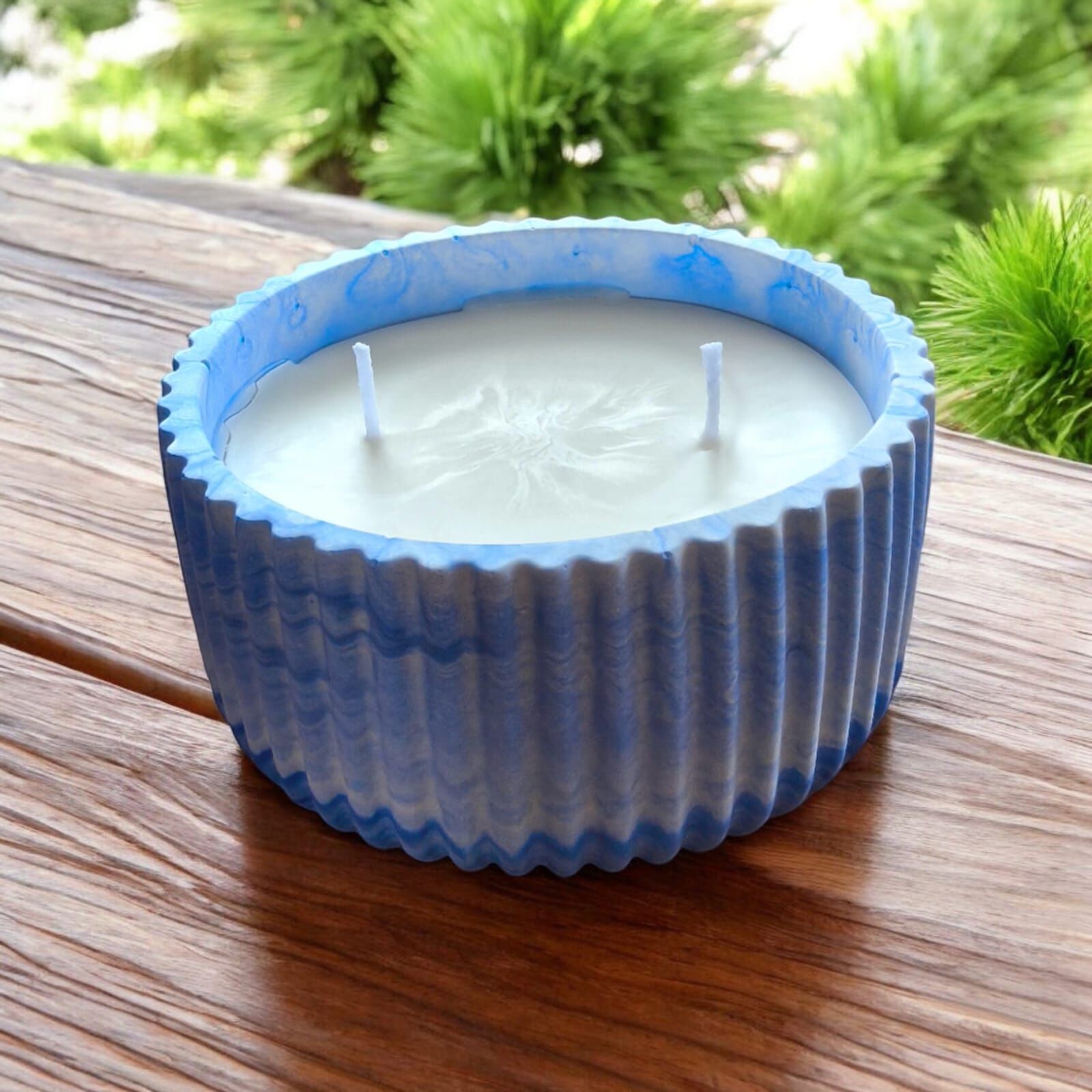 DALGALARIN IŞIĞI EL YAPIMI BETON MUMLUKTA SOYA MUMU