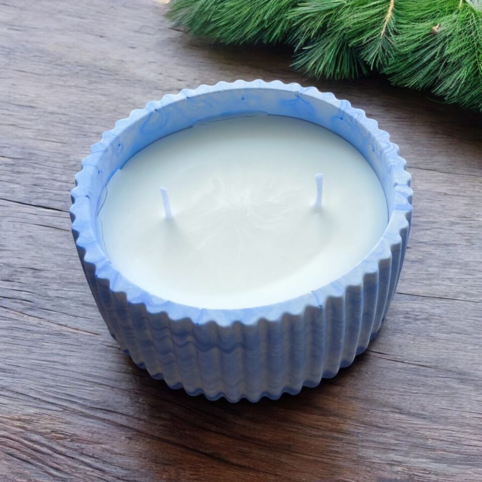 DALGALARIN IŞIĞI EL YAPIMI BETON MUMLUKTA SOYA MUMU